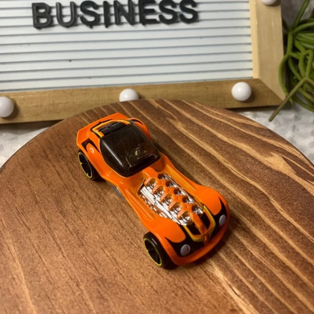 Hot Wheels DIESELBOY 2006 Orange
